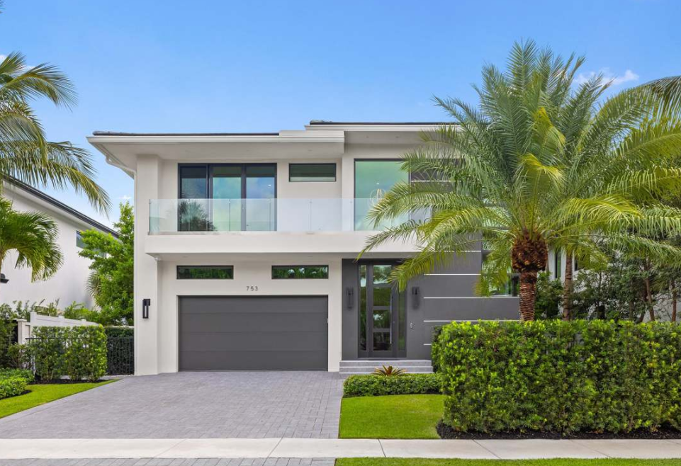 Garage door repair in West Boca Raton FL